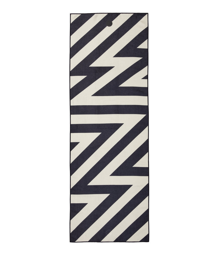 Manduka Yogitoes Skidless Yoga Mat Towel 71'' - Nouveau Zig Zag 3.0