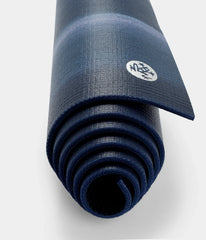 Manduka PRO Mat 71" Solid - Midnight LE