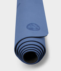 Manduka Begin Mat 5mm 68" - Moon Black