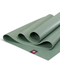 Manduka eKO Superlite Travel Yoga Mat 71'' 1.5mm - Leaf Green