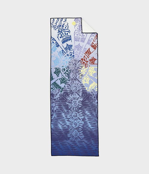 Manduka Yogitoes Skidless Yoga Mat Towel - Chakra Print Blue 2.0