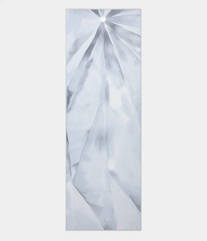 Manduka Yogitoes Skidless Yoga Mat Towel 71'' - White Light 3.0