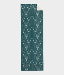 Manduka Yogitoes Skidless Yoga Mat Towel 71'' - Devotion Rainforest 3.0