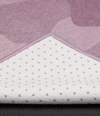 Manduka Yogitoes Skidless Yoga Mat Towel 71'' - Camo Elderberry 3.0
