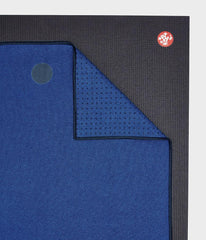 Manduka Yogitoes Skidless Yoga Mat Towel - Surf 2.0